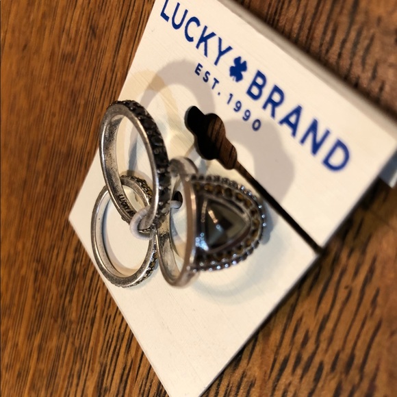 Lucky Brand Trio Rings - Picture 2 of 3